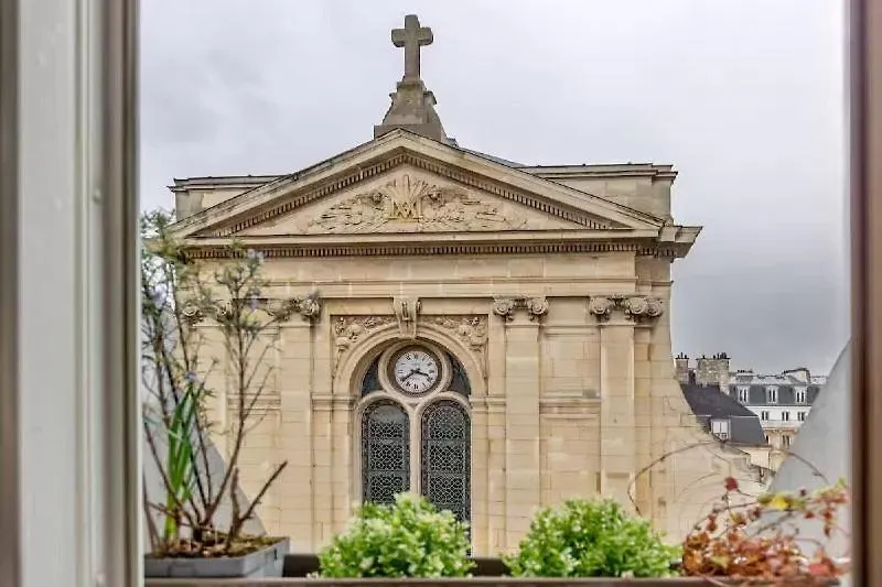 Before Making A Request Read My Profil Host At Bottom Of Page # Small Nest Under Rooftops - Heart Of Paris França